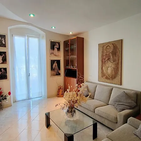 Un Balcone In Pineta Fezzano (Liguria)