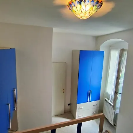 Un Balcone In Pineta Fezzano (Liguria)